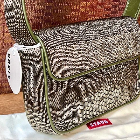 🌺🎉HP🎉🌺 NWT Staud Beaded Tommy Shoulder Bag Avocado - Picture 2 of 16